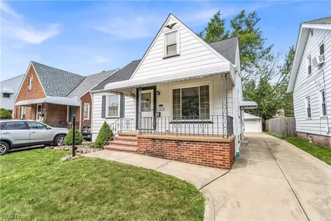 4102 Pershing Ave, Parma, OH 44134 photo 2
