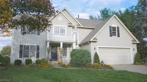 440 Fairfield Pl, Amherst, OH 44001