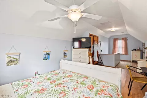 2221 E 35th St, Lorain, OH 44055 photo 14