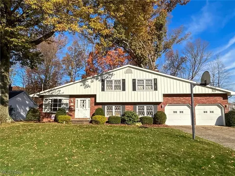 2256 Kennedy Dr, Salem, OH 44460