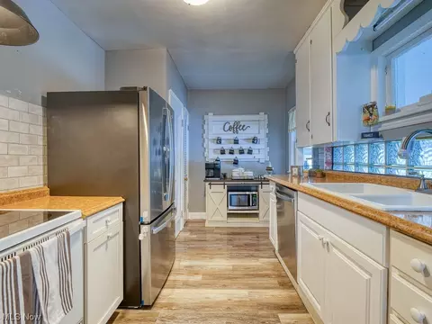 11083 Lagrange Rd, Elyria, OH 44035 photo 24
