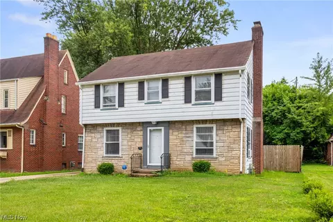 17 Fairlawn Ave, Boardman, OH 44512