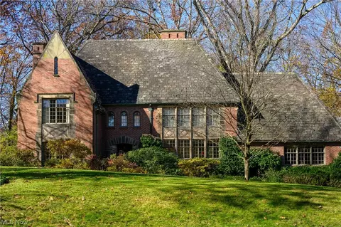 2507 Brentwood Rd NW, Canton, OH 44708
