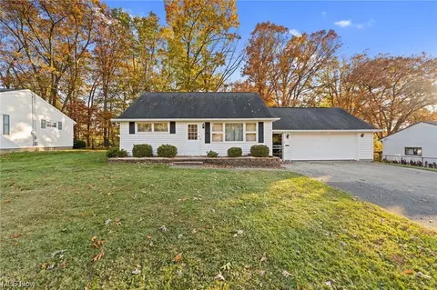 4704 7th St NW, Canton, OH 44708