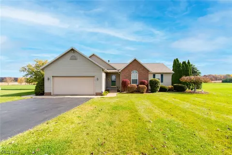 3096 Bandy, Homeworth, OH 44634