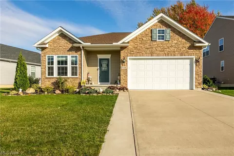 820 Bearing Ct, Amherst, OH 44001