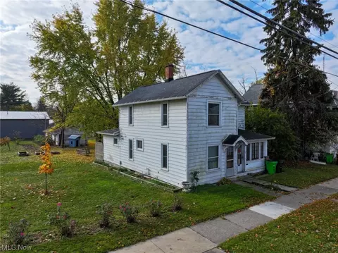 403 E South St, Wooster, OH 44691