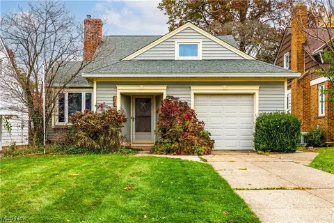 1467 Parkhaven, Lakewood, OH 44107