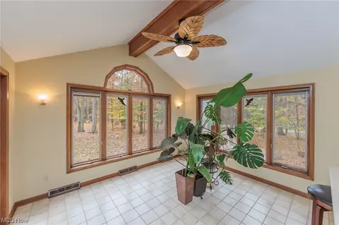2946 Mill Gate Dr, Willoughby Hills, OH 44094 photo 6