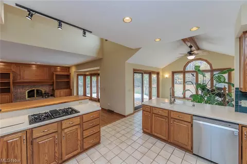 2946 Mill Gate Dr, Willoughby Hills, OH 44094 photo 27