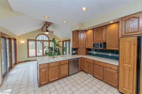 2946 Mill Gate Dr, Willoughby Hills, OH 44094 photo 28