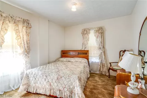 453 Butler Ave, Akron, OH 44310 photo 10