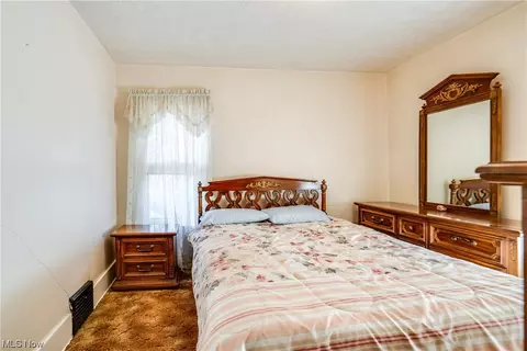 453 Butler Ave, Akron, OH 44310 photo 11