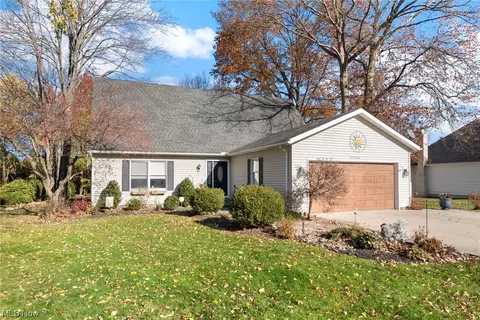 25940 Rustic Ln, Westlake, OH 44145