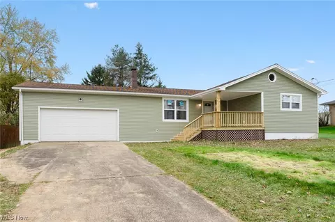 620 Edison St, Struthers, OH 44471 photo 23