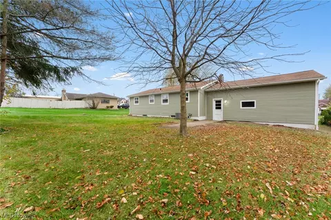 620 Edison St, Struthers, OH 44471 photo 21