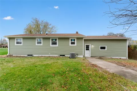 620 Edison St, Struthers, OH 44471 photo 22