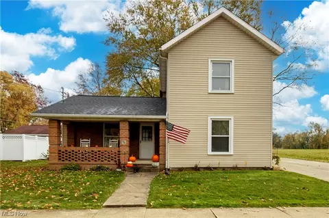 289 High St, Doylestown, OH 44230