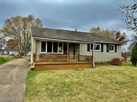 577 Standish St NW, Massillon, OH 44647