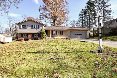 7904 Portview Ave NW, North Canton, OH 44720