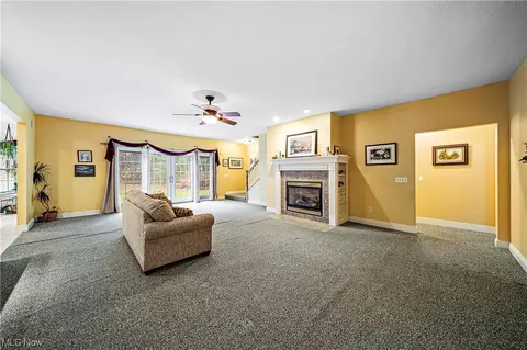 2584 Dodd Rd, Willoughby Hills, OH 44094 photo 8