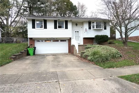 2499 Montclair Ave, Wooster, OH 44691