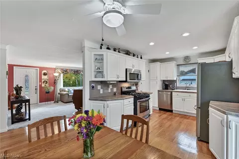 5740 Hauserman Rd, Parma, OH 44130 photo 13