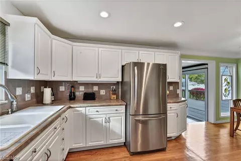 5740 Hauserman Rd, Parma, OH 44130 photo 15