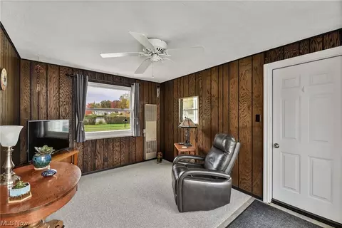 5740 Hauserman Rd, Parma, OH 44130 photo 18