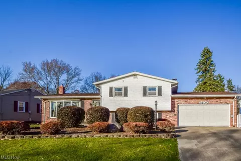 5800 E Boulevard Blvd NW, Canton, OH 44718
