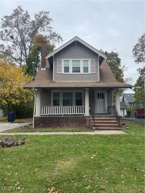3185 Sycamore Rd, Cleveland Heights, OH 44118