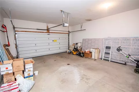 512 Bayberry Dr, Elyria, OH 44035 photo 6