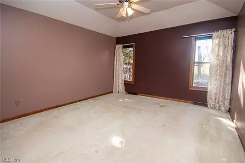 512 Bayberry Dr, Elyria, OH 44035 photo 17