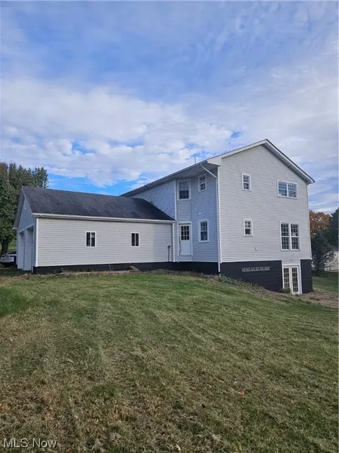 1732 Bantam Ridge Rd, Wintersville, OH 43953
