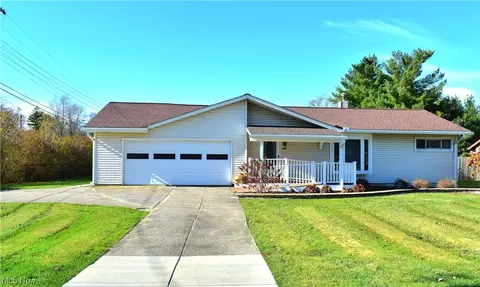 766 N Carpenter Rd, Brunswick, OH 44212