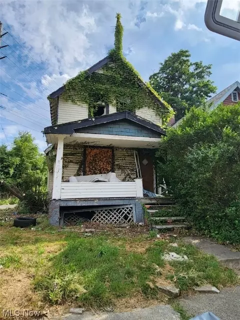 14520 Northfield Ave, Cleveland, OH 44112