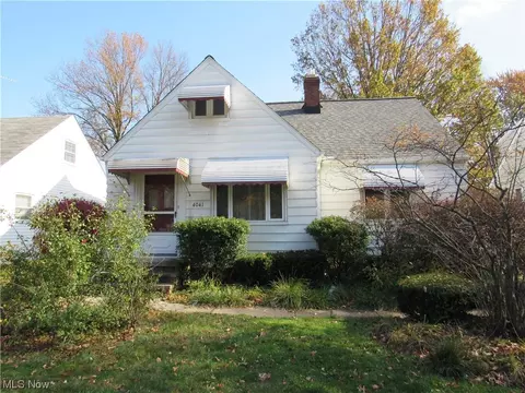 4041 W 229th St, Fairview Park, OH 44126