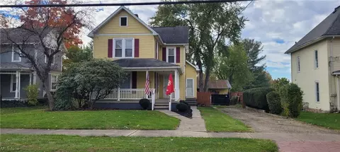 190 E Main St, Apple Creek, OH 44606