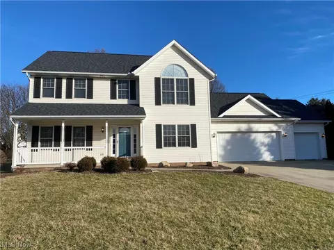 3419 Cross Creek Cir, Wooster, OH 44691