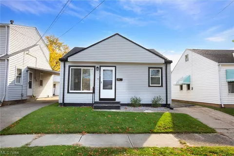 12813 Mcgowan Ave, Cleveland, OH 44135
