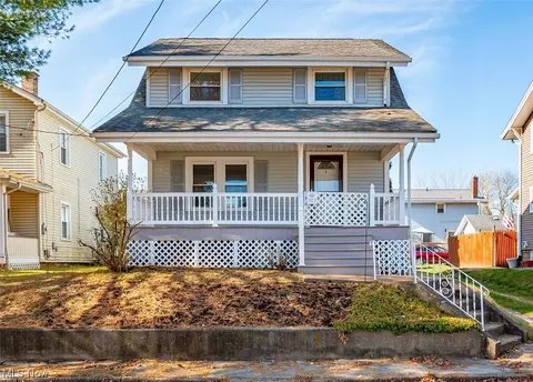 903 10th St NE, Massillon, OH 44646
