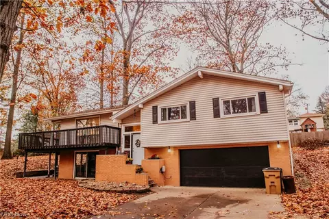 3030 Holodale St SW, Massillon, OH 44646