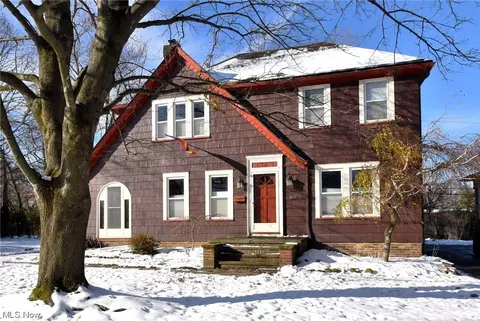 1418 Lynn Park, Cleveland Heights, OH 44121