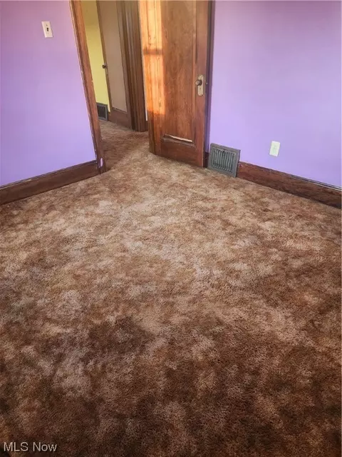367 E York St, Akron, OH 44310 photo 17