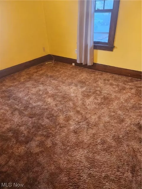 367 E York St, Akron, OH 44310 photo 18