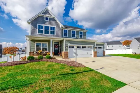 2267 Cranberry Creek Rd, Ravenna, OH 44266