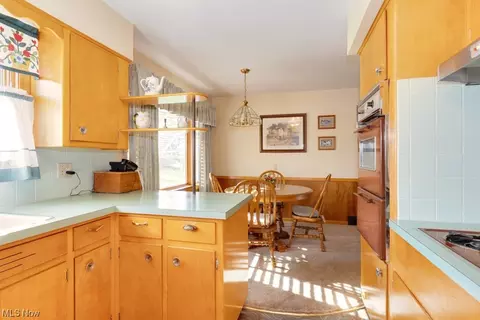 178 E Ingleside Dr, Coventry, OH 44319 photo 5