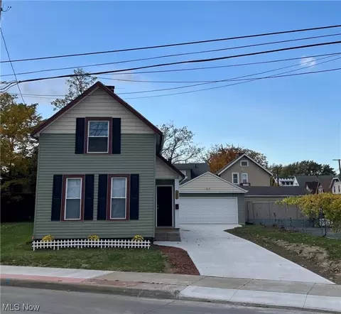 3304 Fulton Rd, Cleveland, OH 44109