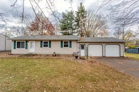 8128 Anderson Ave NE, Warren, OH 44484