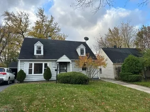 20106 Longbrook Rd, Warrensville Heights, OH 44128